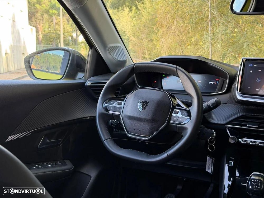 Peugeot 208 1.2 PureTech Allure - 35