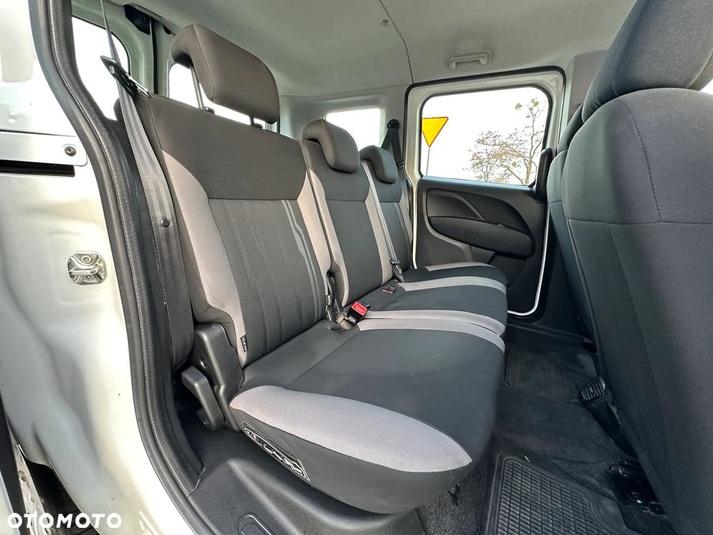 Fiat Doblo Dynamic - 16
