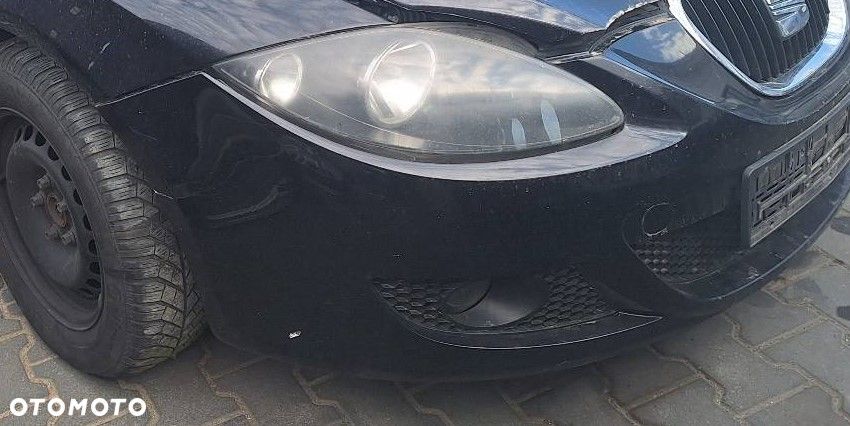 ZDERZAK PRZÓD USZKODZONY NA CZĘŚCI SEAT LEON II LC9Z - 9