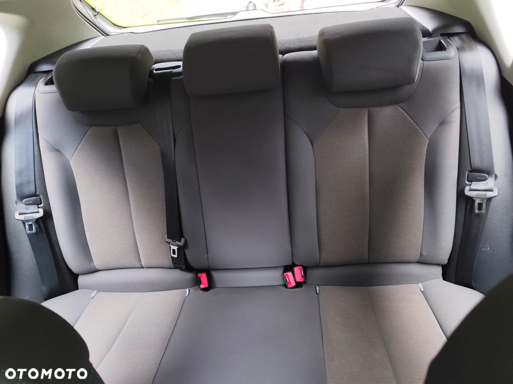 Seat Leon 1.6 TDI Style DSG - 22