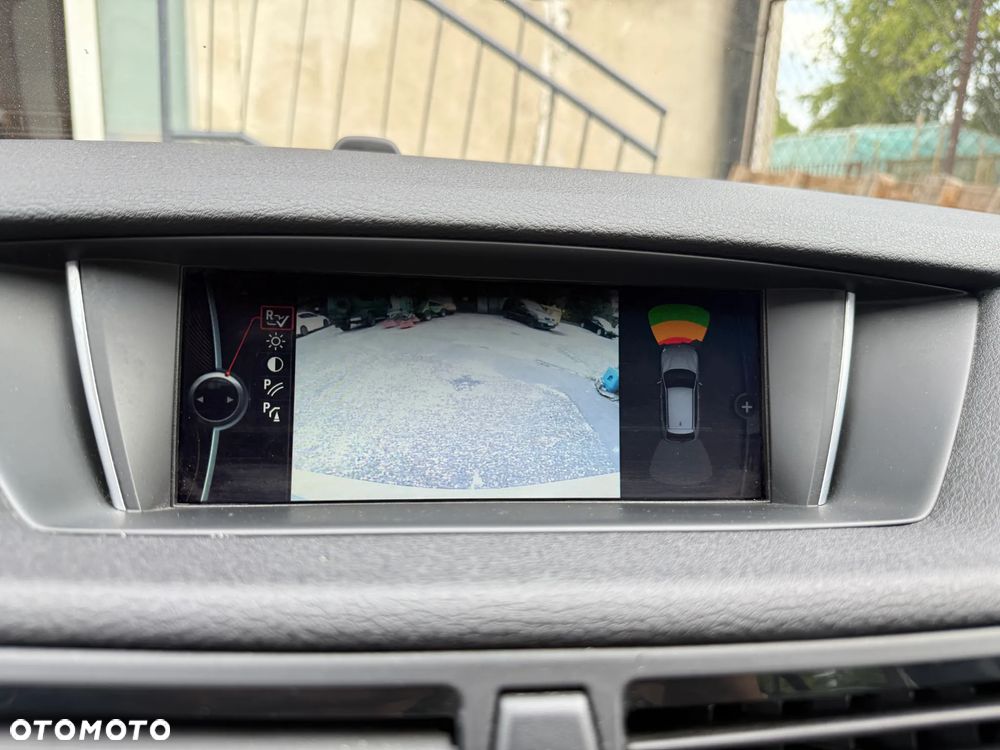 BMW X1 xDrive20i - 17