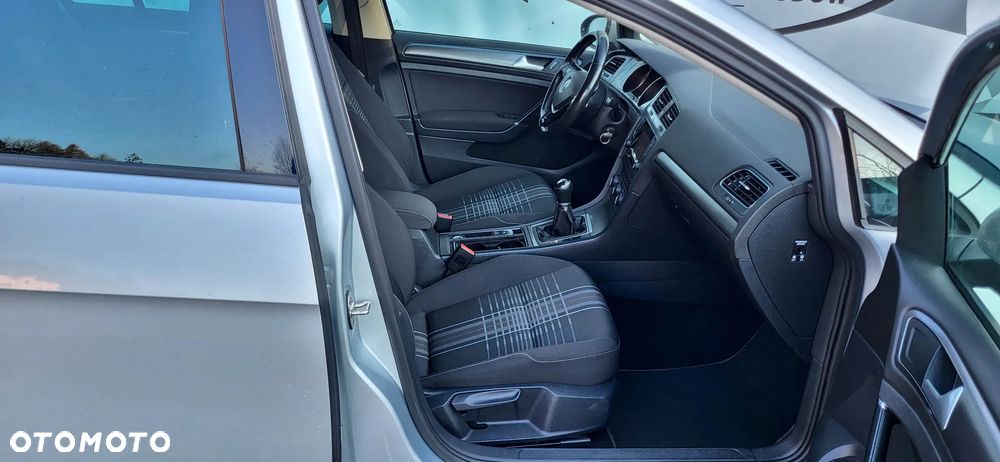 Volkswagen Golf 1.6 TDI 4Motion BlueMotion Technology Comfortline - 17