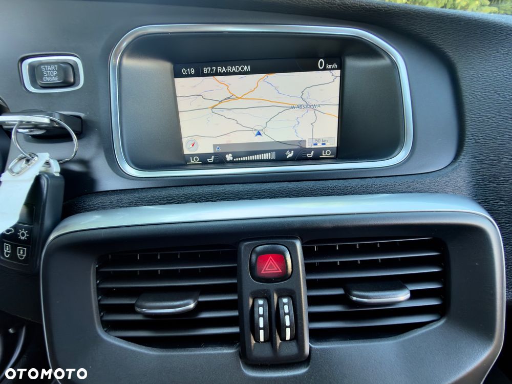 Volvo V40 Cross Country T4 AWD Geartronic Kinetic - 29