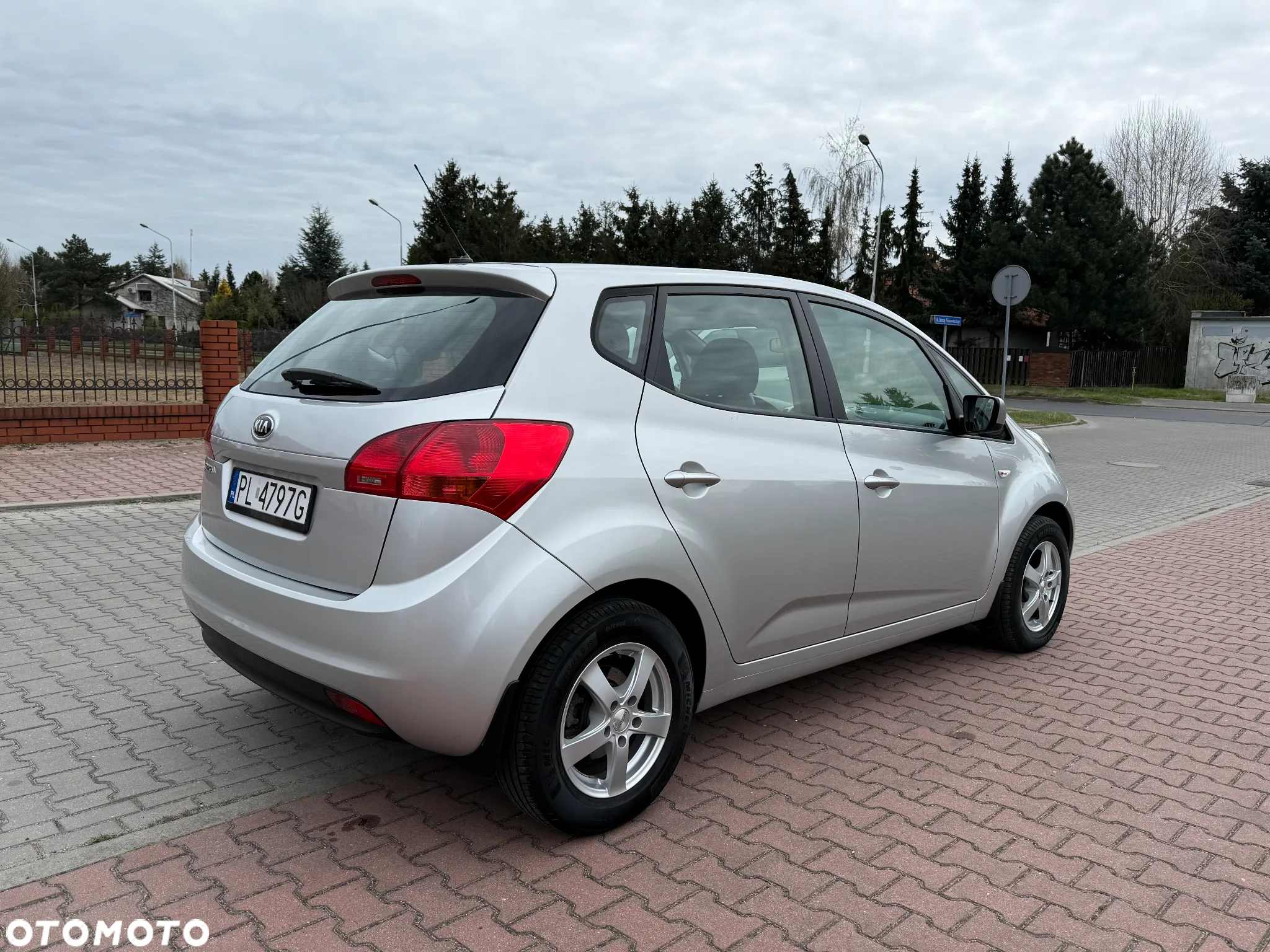 Kia Venga - 5
