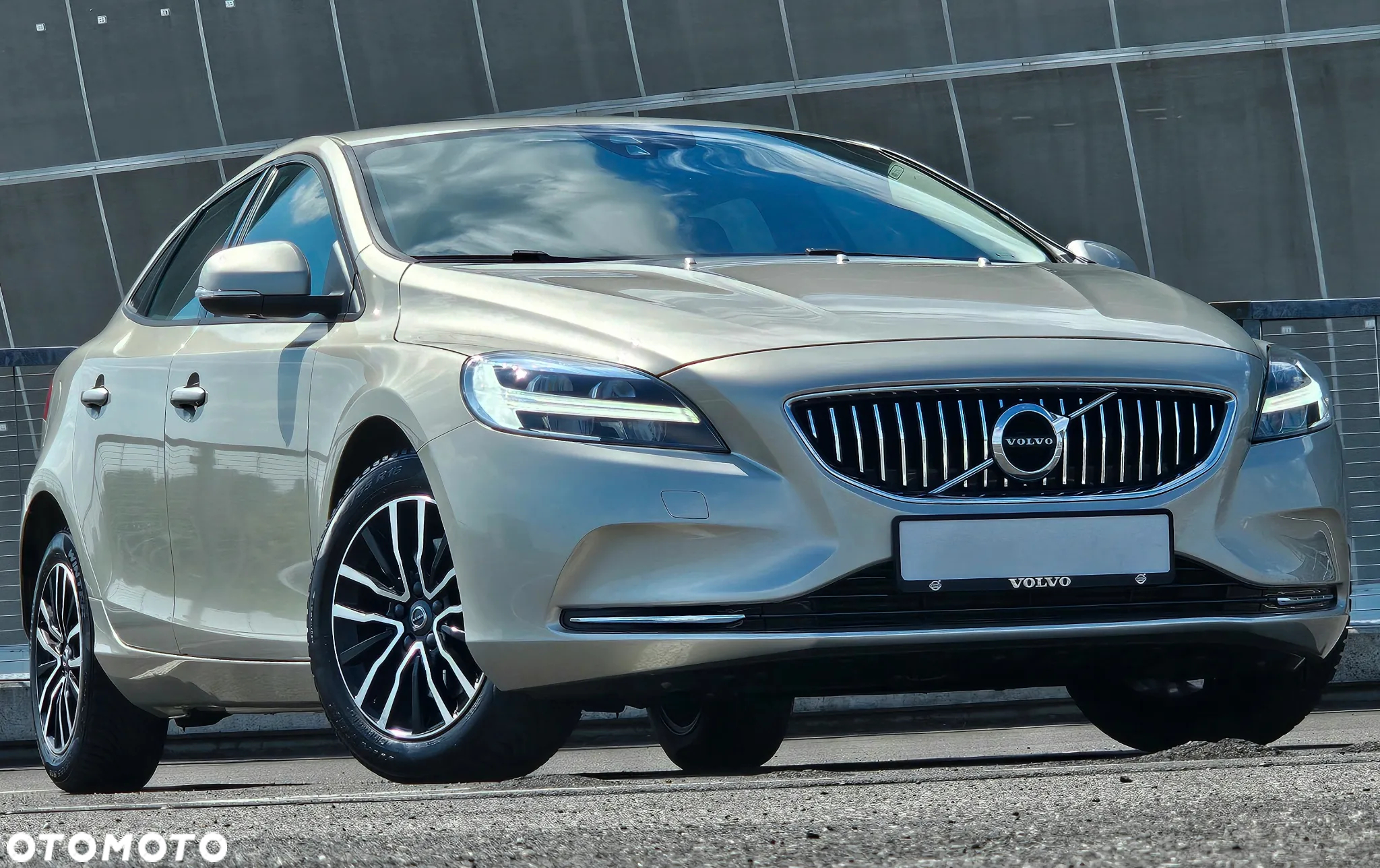 Volvo V40 - 10