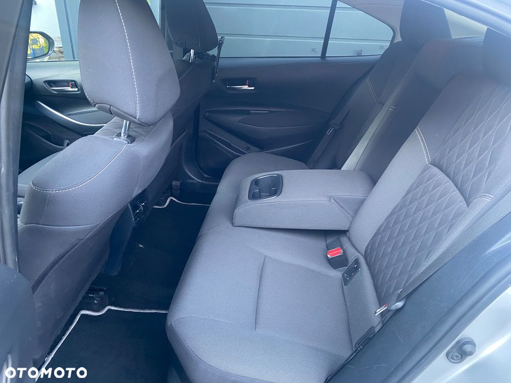 Toyota Corolla 1.8 Hybrid Comfort - 8