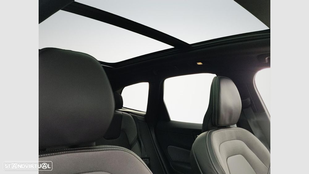 Volvo XC 60 2.0 T6 PHEV Black Edition AWD - 16