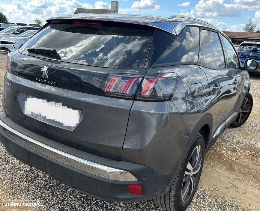 Peugeot 3008 1.2 PureTech Allure EAT8 - 4
