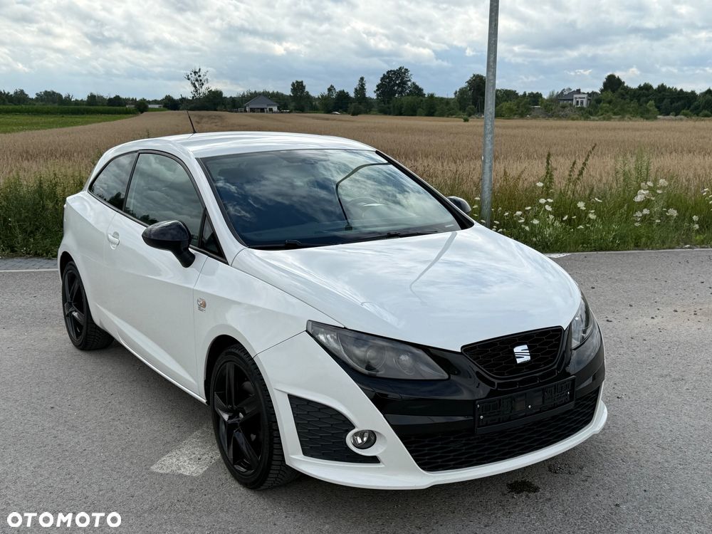 Seat Ibiza SC 1.4 TSI DSG Cupra - 3