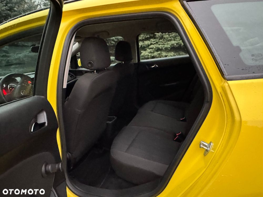 Opel Astra 1.7 CDTI DPF Style - 11