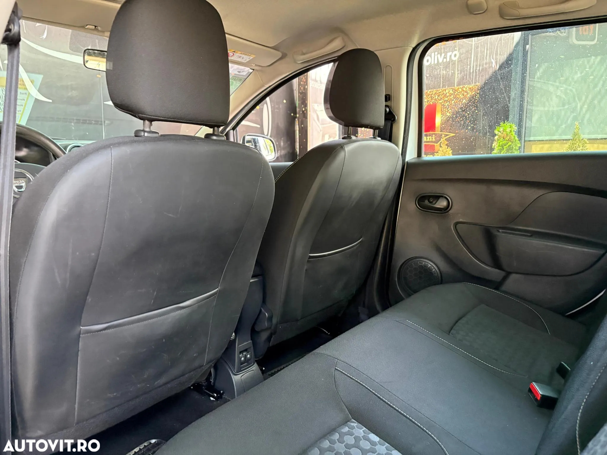 Dacia Logan MCV 0.9 Laureate - 9