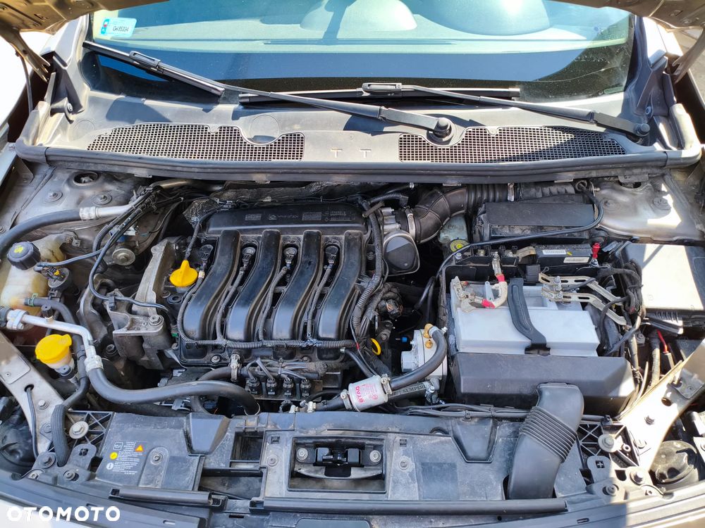 Renault Fluence 1.6 16V Expression Euro5 - 10