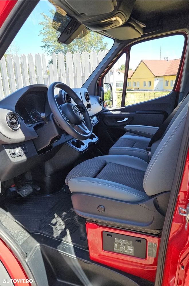 Mercedes-Benz Sprinter - 6