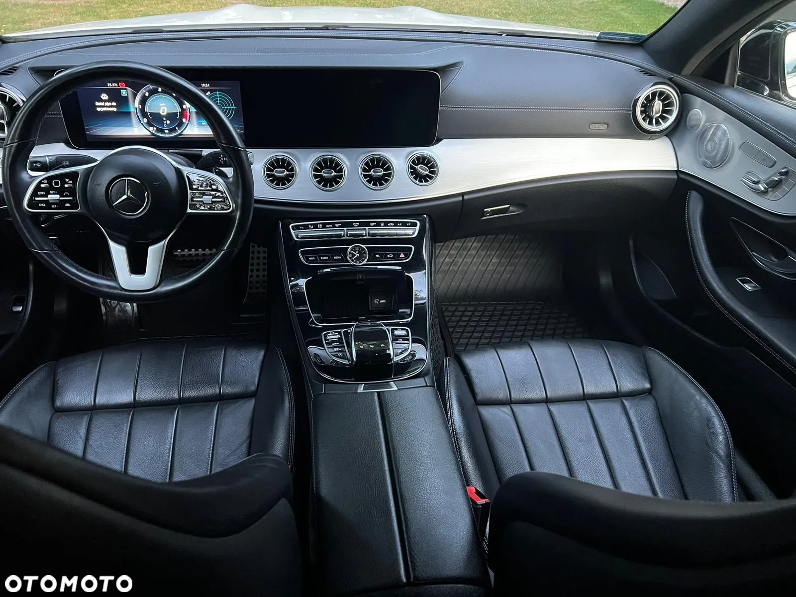 Mercedes-Benz Klasa E 220 d Coupe 4-Matic 9G-TRONIC - 8