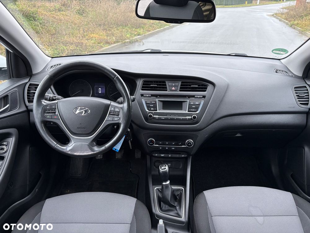 Hyundai i20 1.2 Intro Edition - 8