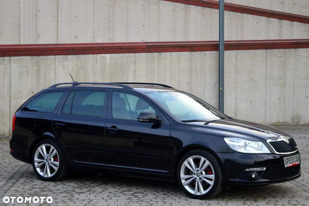 Skoda Octavia 2.0 TSI RS - 3