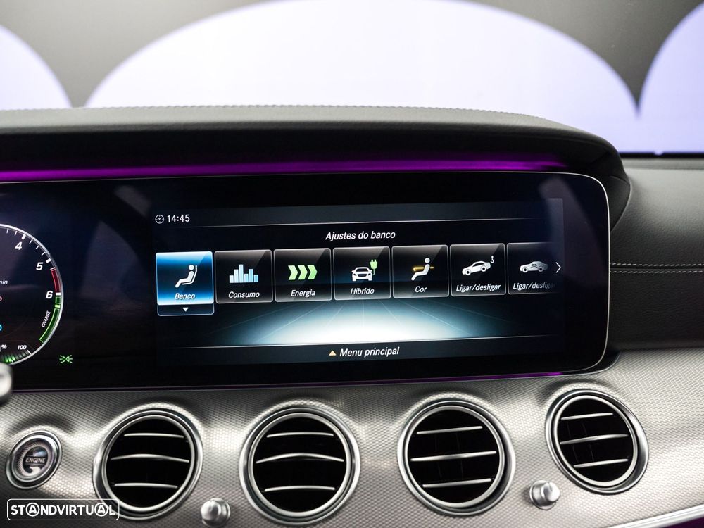 Mercedes-Benz E 300 de AMG Line - 38