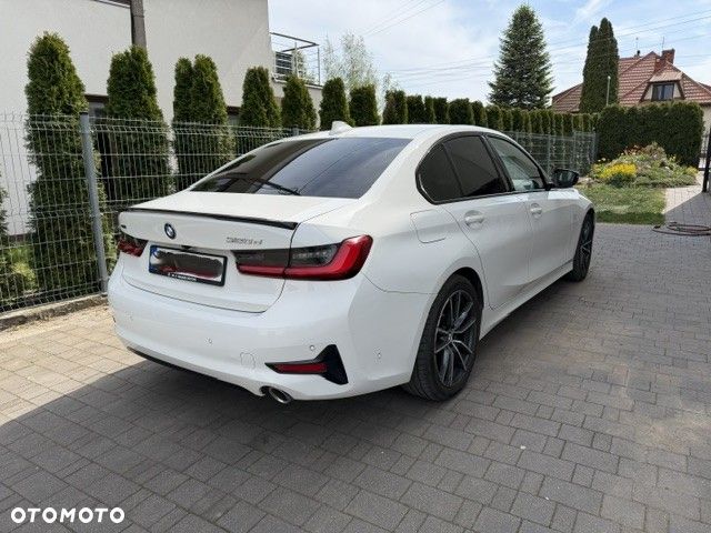 BMW Seria 3 320d Sport Line - 1
