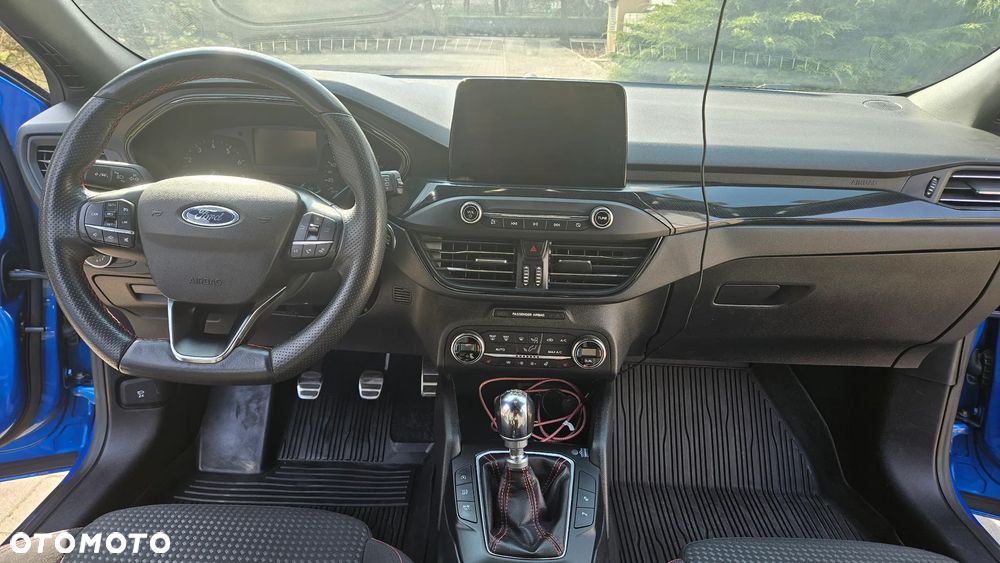 Ford Focus 1.5 EcoBoost Titanium ASS - 11