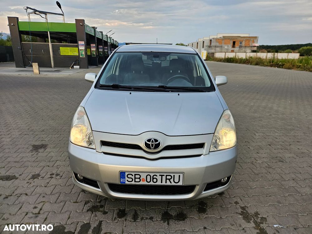 Toyota Corolla Verso 1.8 Sol - 3