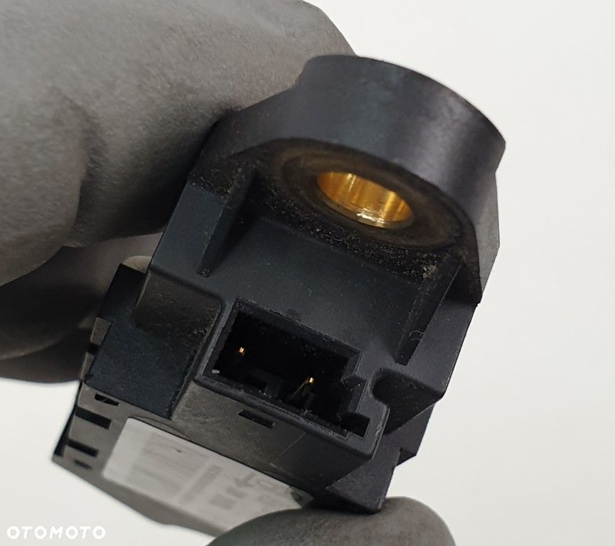 SENSOR UDERZENIOWY BOCZNY MERCEDES W203 0018209126 - 2