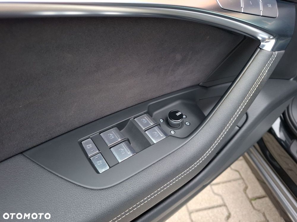 Audi A6 Allroad - 26