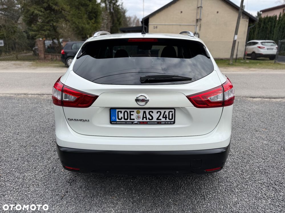 Nissan Qashqai 1.6 DCi Xtronic N-Connecta - 7