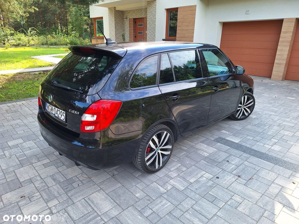Skoda Fabia 1.4 TSI Combi DSG RS - 3