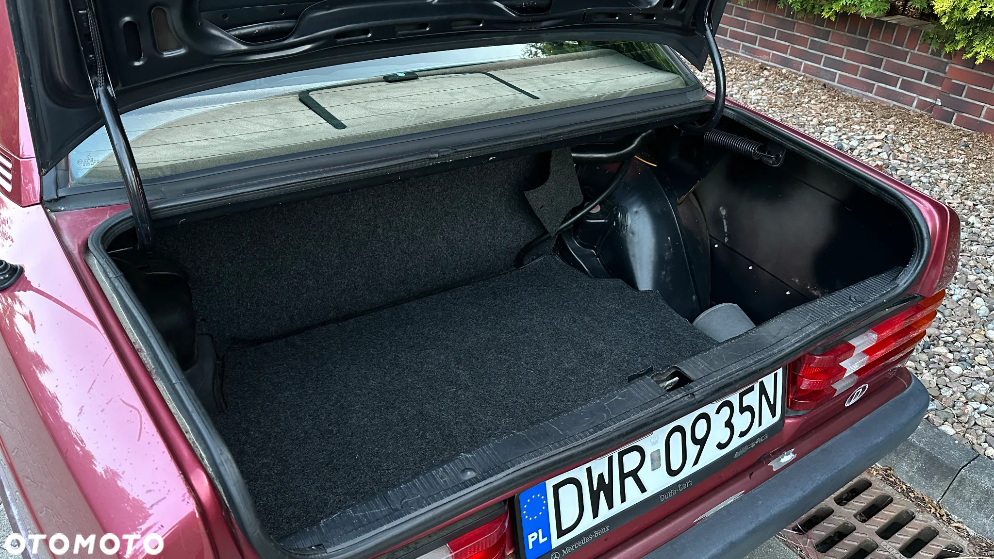 Mercedes-Benz W201 (190) - 11