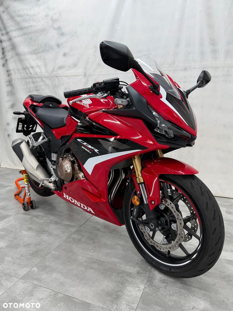 Honda CBR - 25