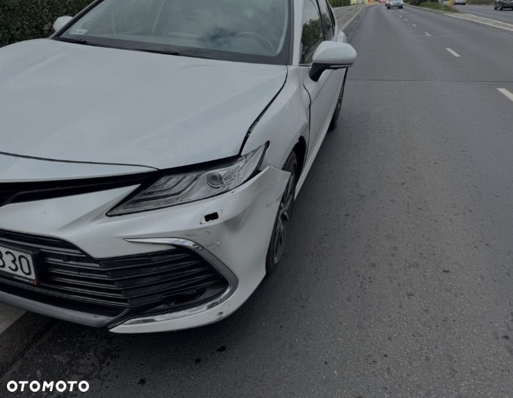 Toyota Camry 2.5 Hybrid Executive CVT - 10
