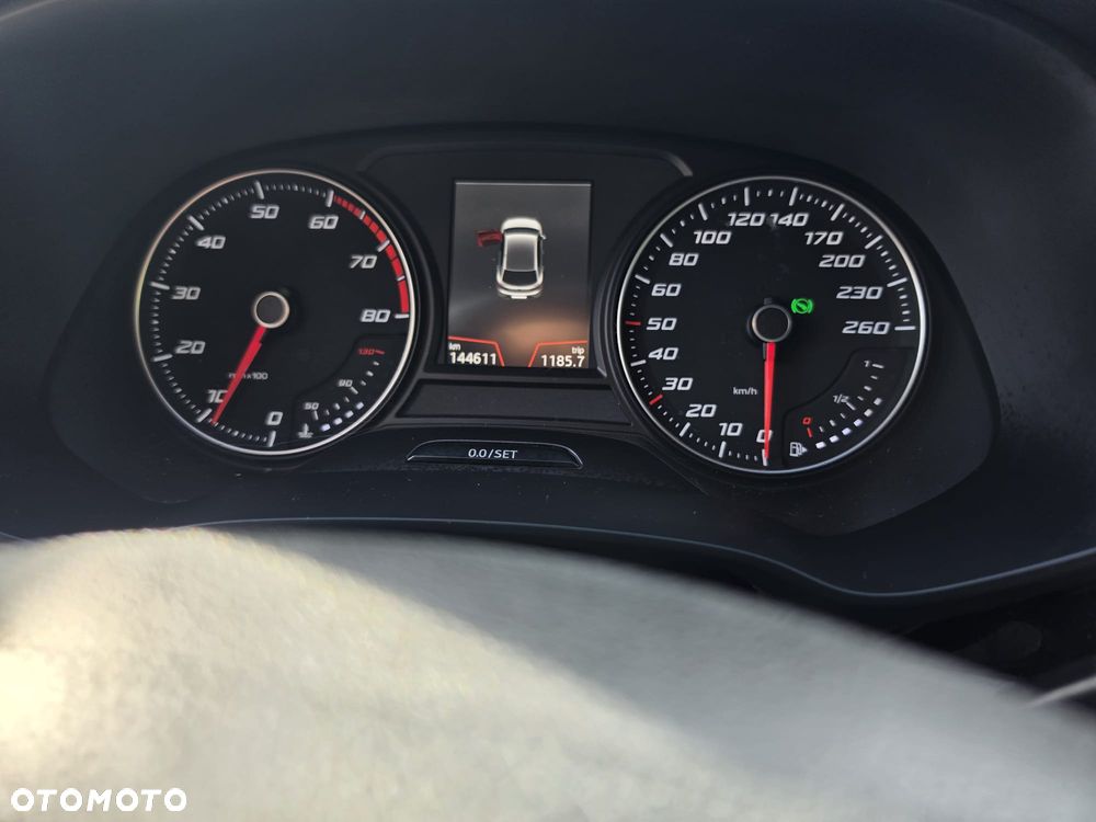 Seat Leon 2.0 TSI DSG OPF FR - 9