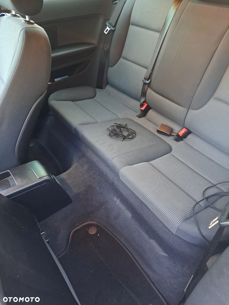Audi A3 3-drzwiowe 1.6 Attraction - 12