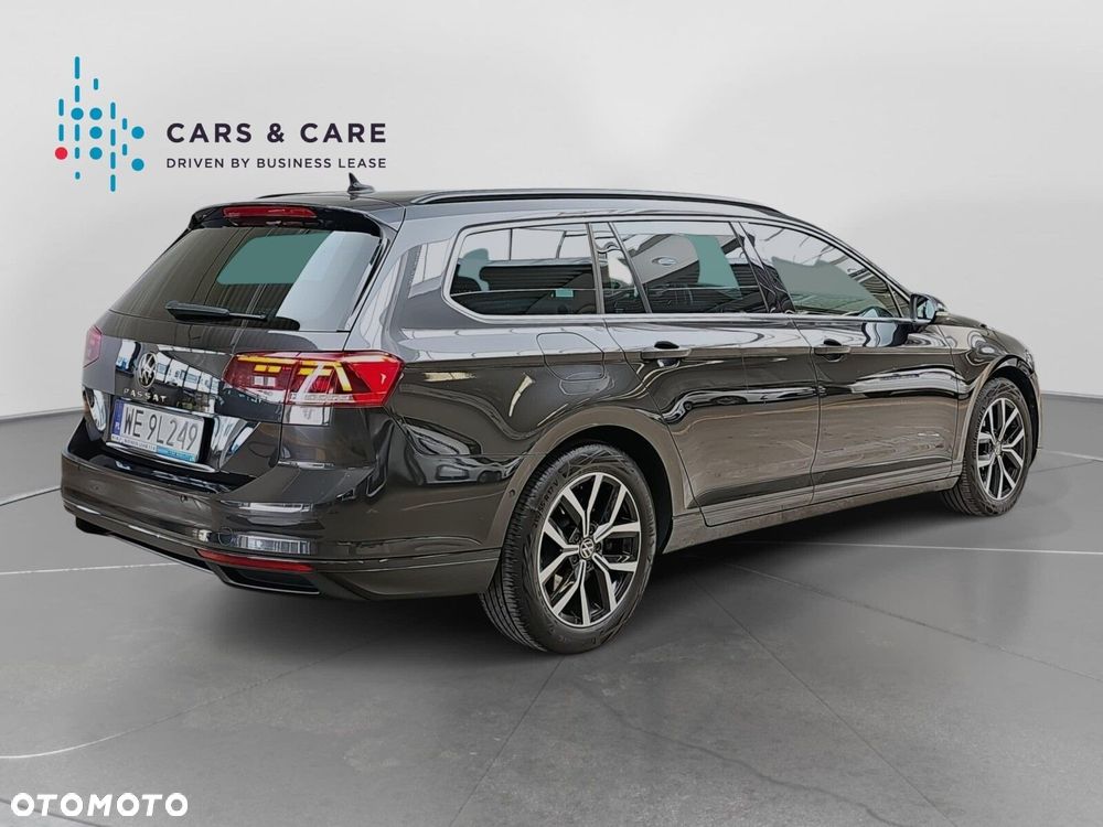 Volkswagen Passat - 26