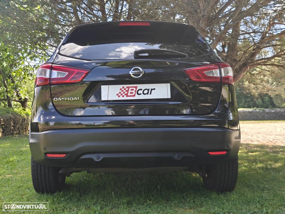 Nissan Qashqai 1.5 dCi N-Connecta 18 - 10