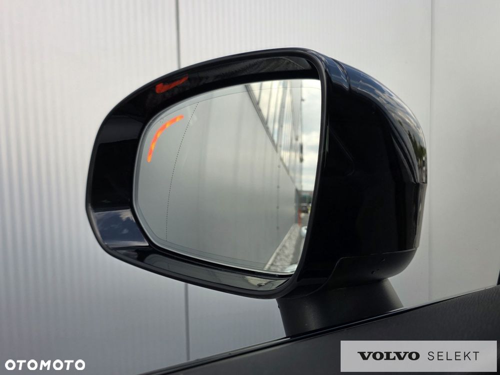Volvo XC 60 - 38