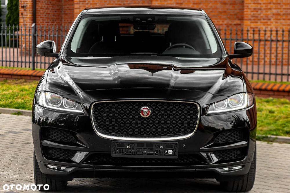 Jaguar F-Pace D200 AWD R-Dynamic S - 13