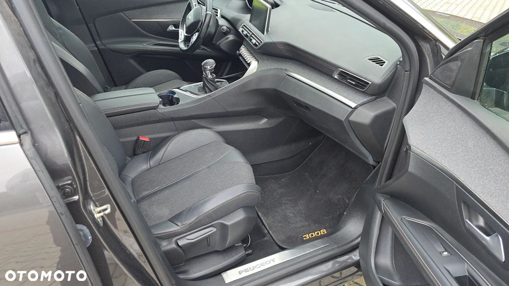 Peugeot 3008 1.5 BlueHDi GT S&S - 19