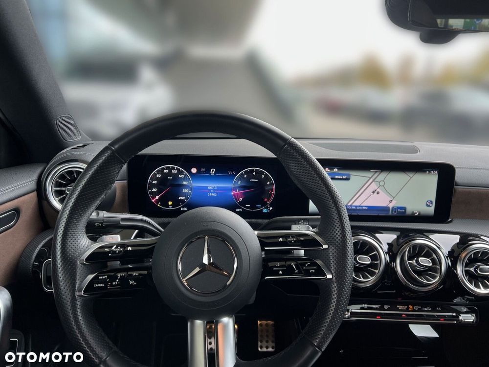 Mercedes-Benz CLA - 11
