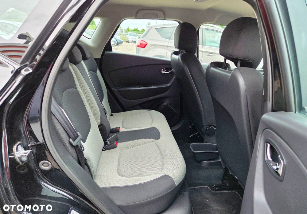 Renault Captur - 24