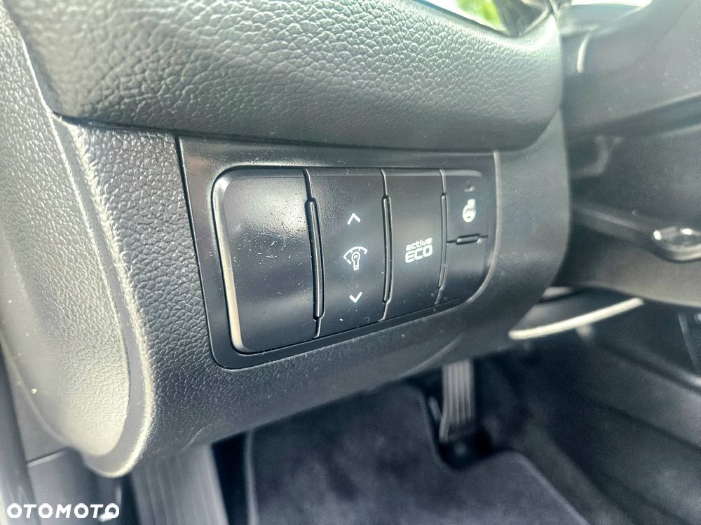 Kia Ceed 1.6 CRDi 128 Spirit - 29