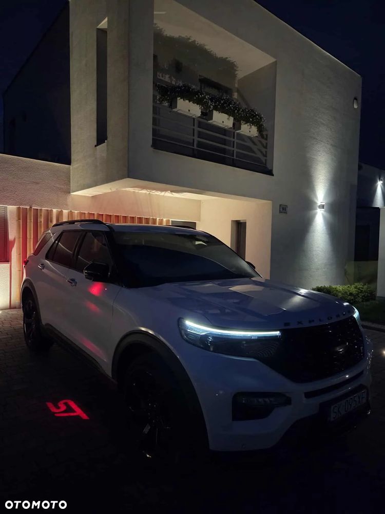 Ford Explorer - 2