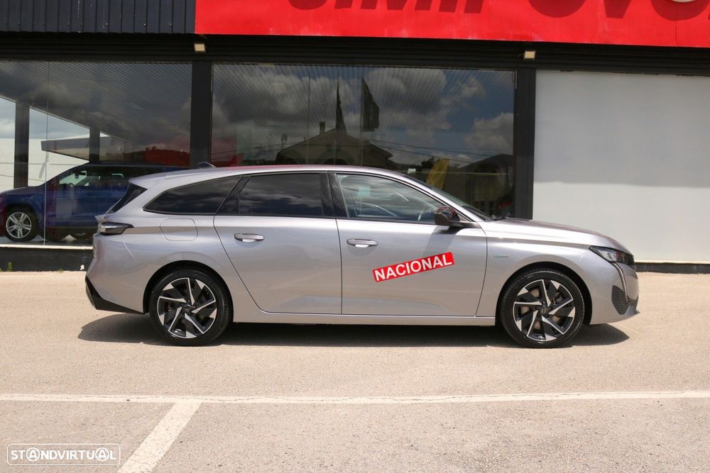 Peugeot 308 SW 1.6 Hybrid Allure Pack e-EAT8 - 11
