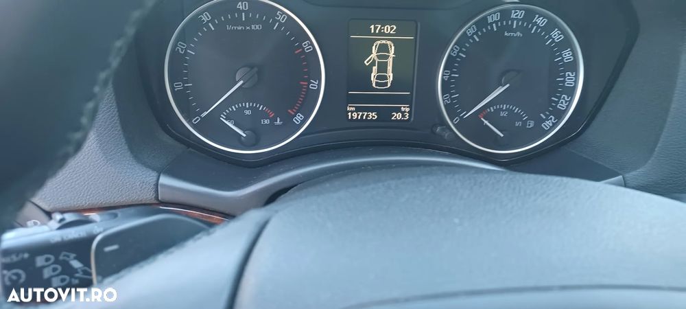 Skoda Octavia 1.8 TSI DSG FAMILY - 13