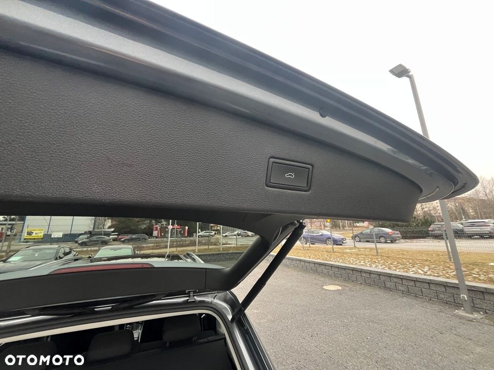 Volkswagen Tiguan Allspace 2.0 TDI 4Mot Elegance DSG - 20