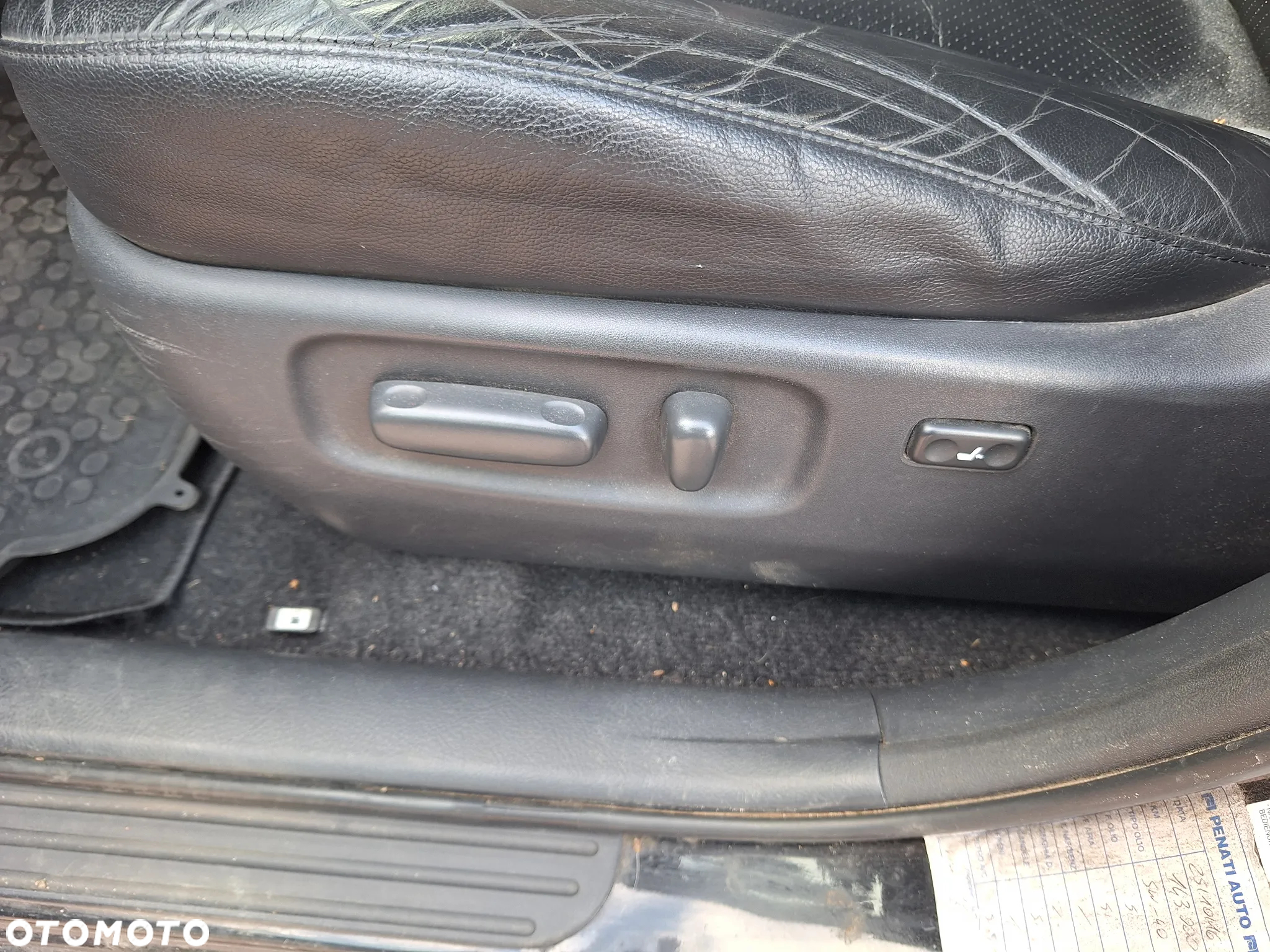 Toyota RAV4 - 10