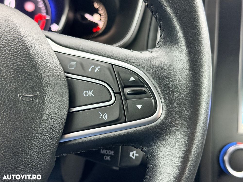 Renault Megane BLUE dCi Limited - 26