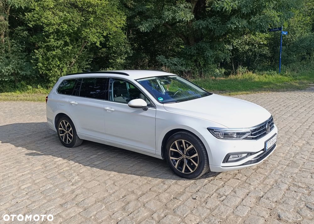 Volkswagen Passat 2.0 TDI Business DSG - 3