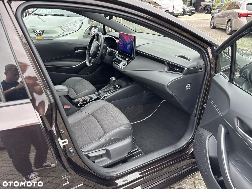 Toyota Corolla 2.0 Hybrid Style - 20