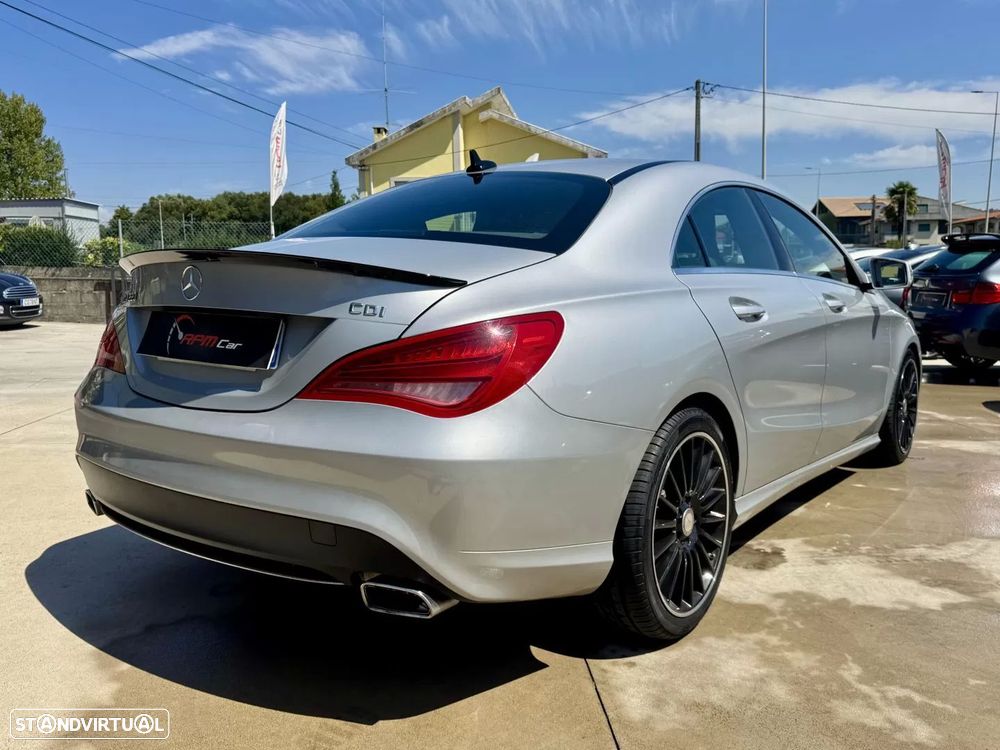 Mercedes-Benz CLA 220 CDI Urban Aut. - 10